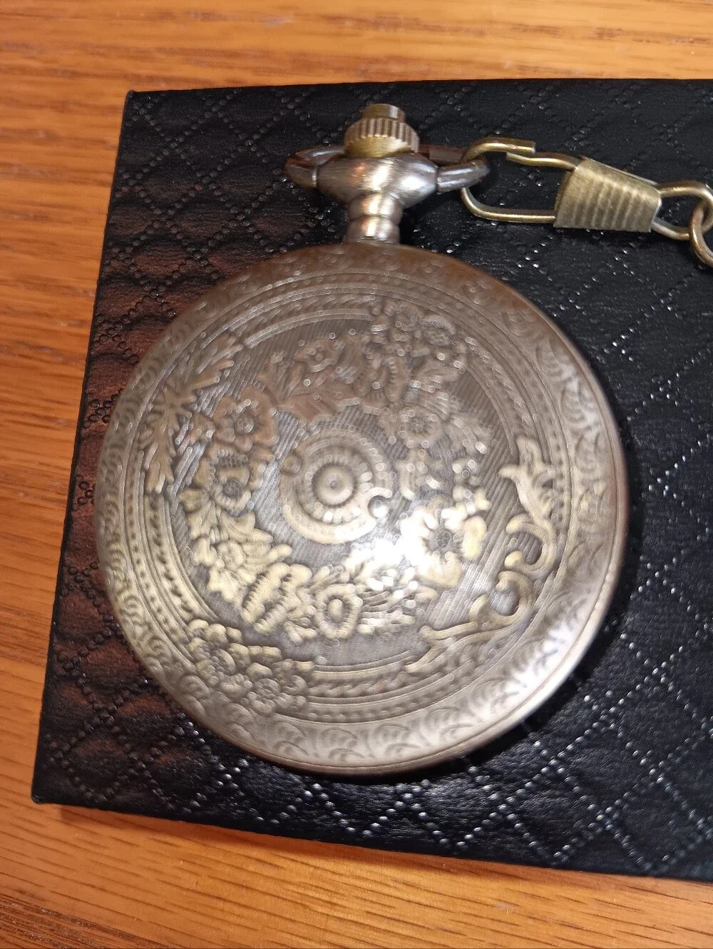 Antique-Style Brass Pocket Watch - Men's Accessory in Brass Tone. Working?